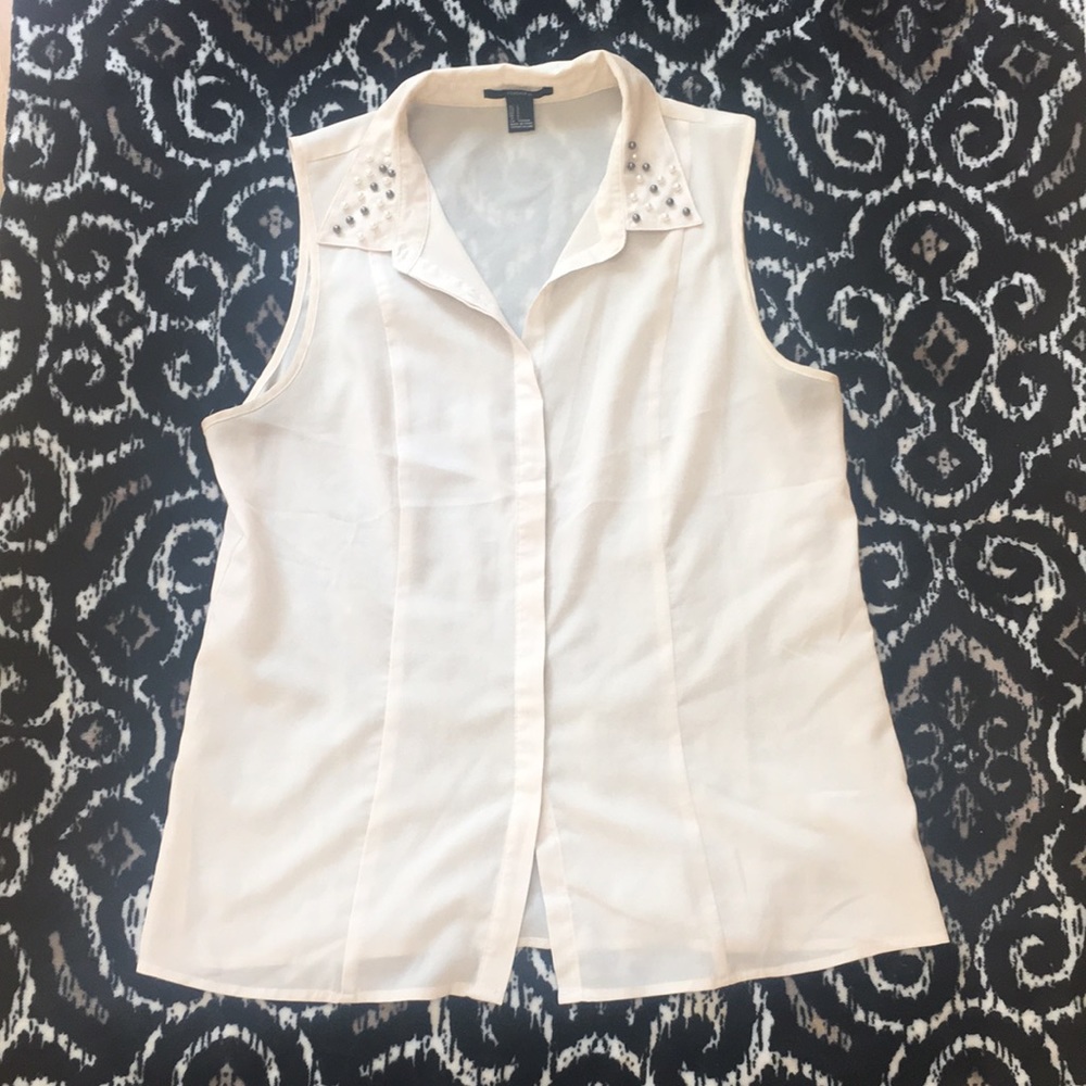 Off white button up top